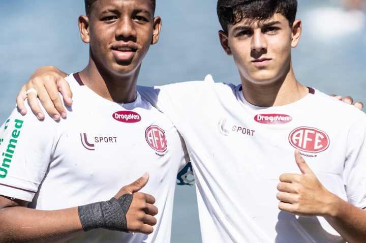 Dupla de atletas da Ferroviária no topo da artilharia do Paulistão Sub-15