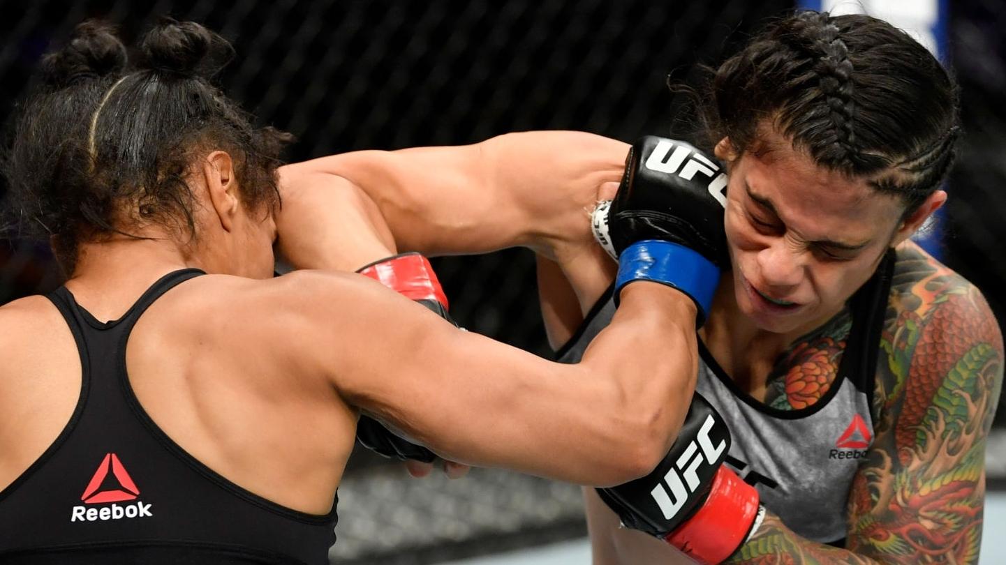 Livinha Souza de Araraquara perde sua primeira no UFC!