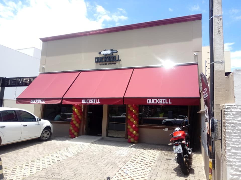 Empresas e Negócios 05/04 : Peça o sabor do delivery da Duckbill em sua casa!