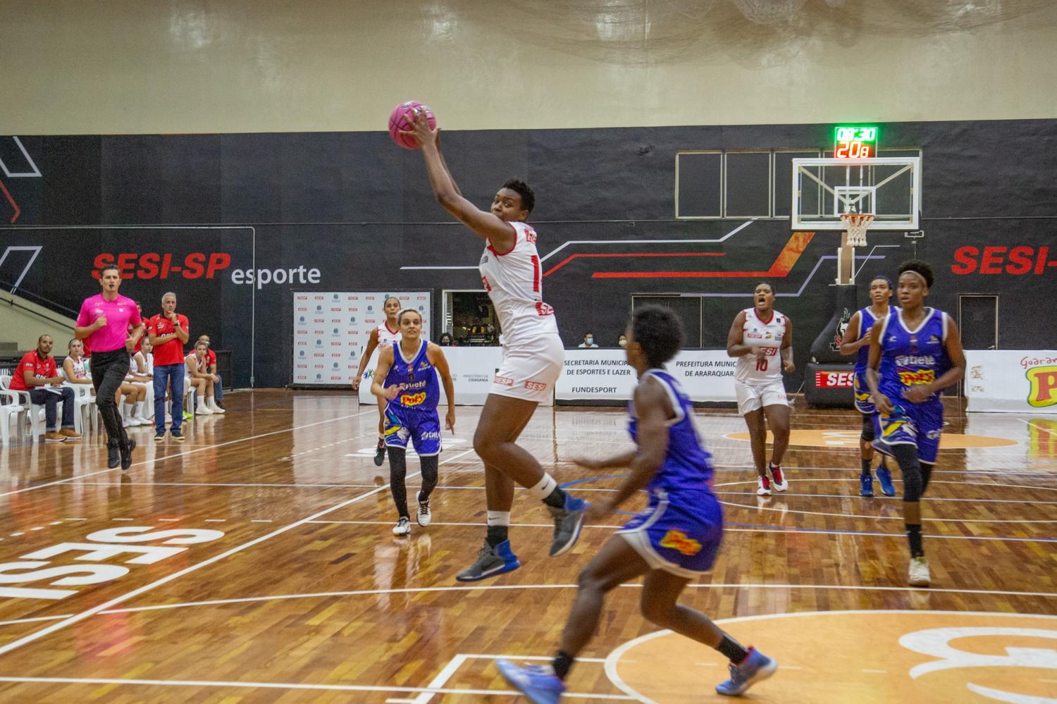 Sesi Araraquara 60 X 57 Catanduva : Terceira vitória seguida na LBF 2021!