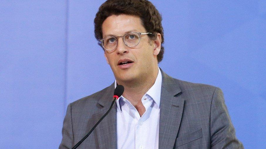 Ricardo Salles e Ministério do Meio Ambiente são alvos de operação da PF