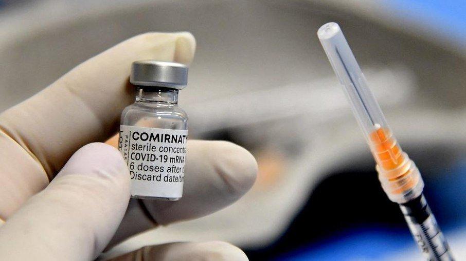 Cadastro do VacinaJá Educação para a terceira fase de imunização está aberto