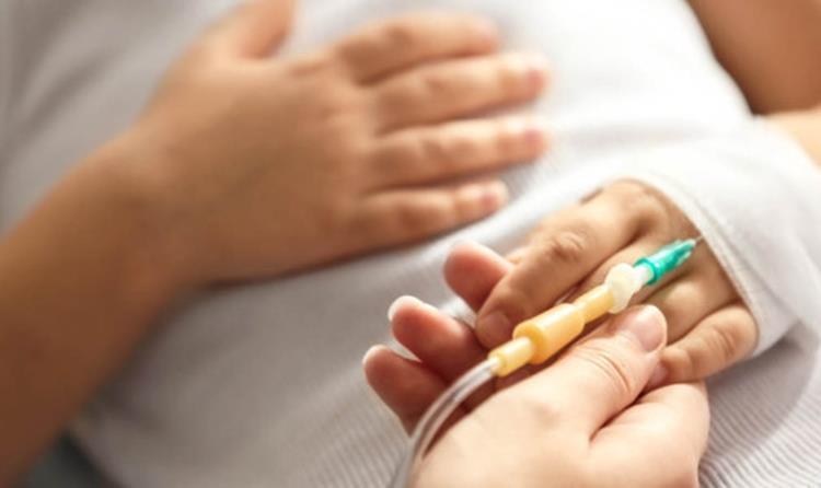 Infecção de bebês menores de 1 ano por covid-19 subiu 84% depois da reabertura das escolas