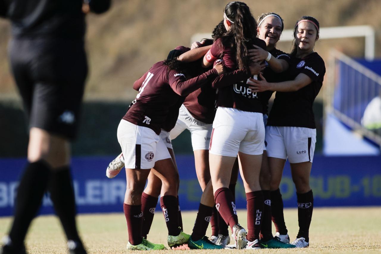Guerreiras Grenás goleiam por 9 à 0 na segunda rodada do Brasileiro sub- 18!