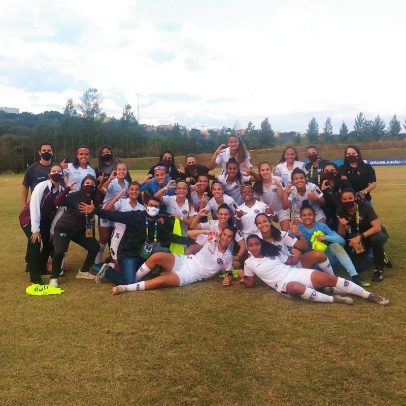 Guerreiras Grenás vencem a Chapecoense Brasileiro feminino sub-18 e se classificam!