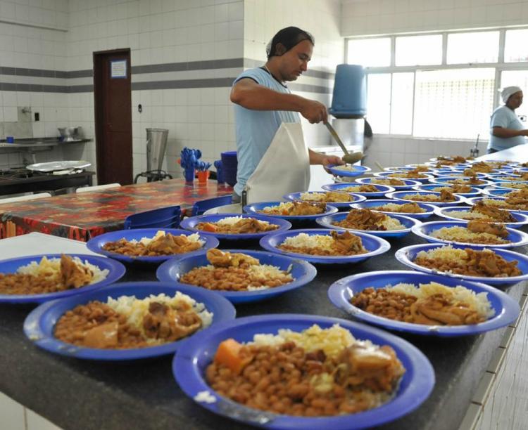 Alunos da rede estadual de Araraquara em situação de vulnerabilidade social podem solicitar merenda extra 