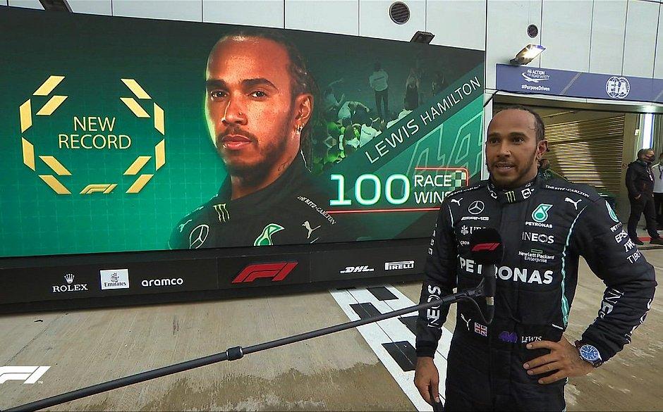 Hamilton ganha 100° GP e reassume liderança na Fórmula 1 2021!