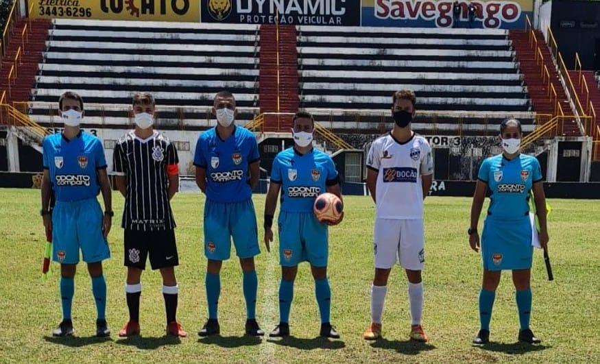 Carolina Mendes de Araraquara trabalhou no jogo Corinthians x Indepedente de Limeira!
