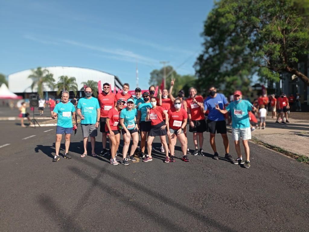 Clube da corrida e caminhada do Clube Araraquarense participou da Corrida Santander Araraquara!