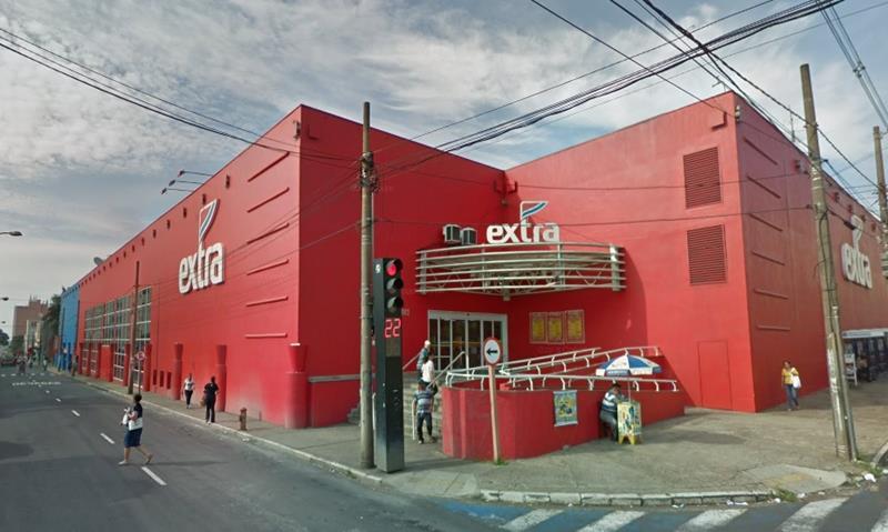 Extra faz liquidação para fechar hipermercados