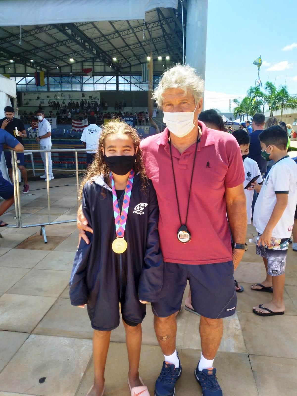 Marcela Martinez de Araraquara conquista 4 medalhas em Bauru!