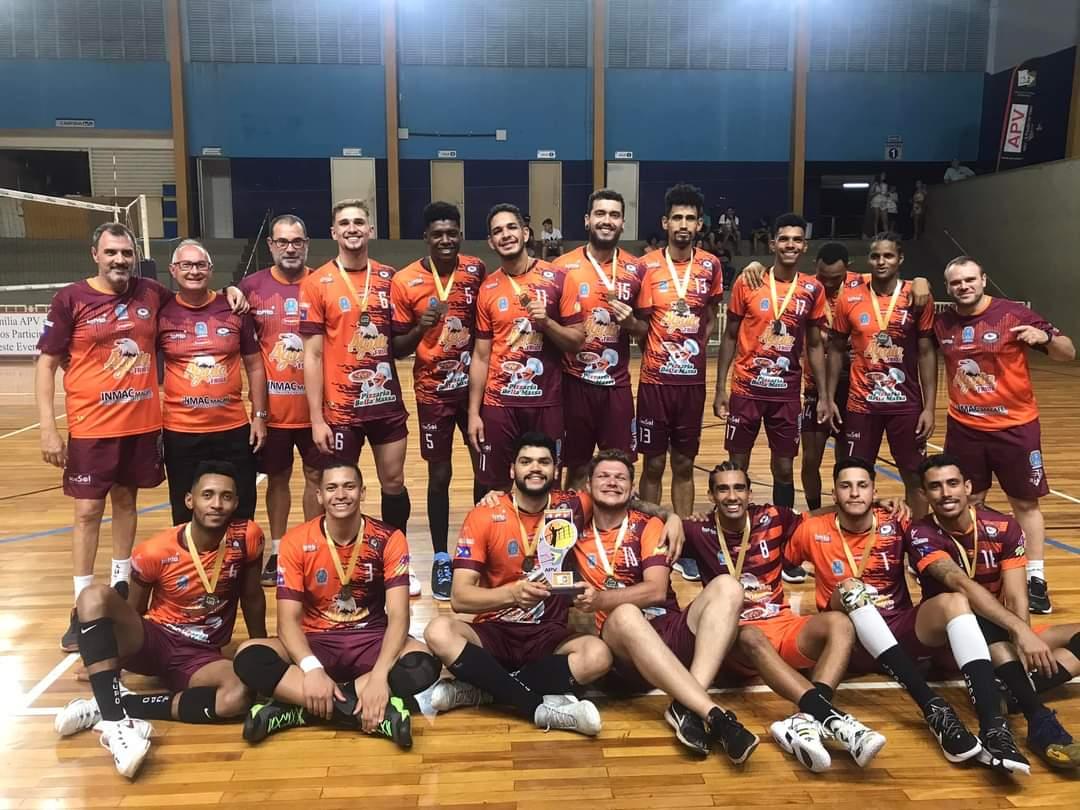 Campeão invicto da APV na temporada, Fundesport/Voleisol  comemora ano do título!