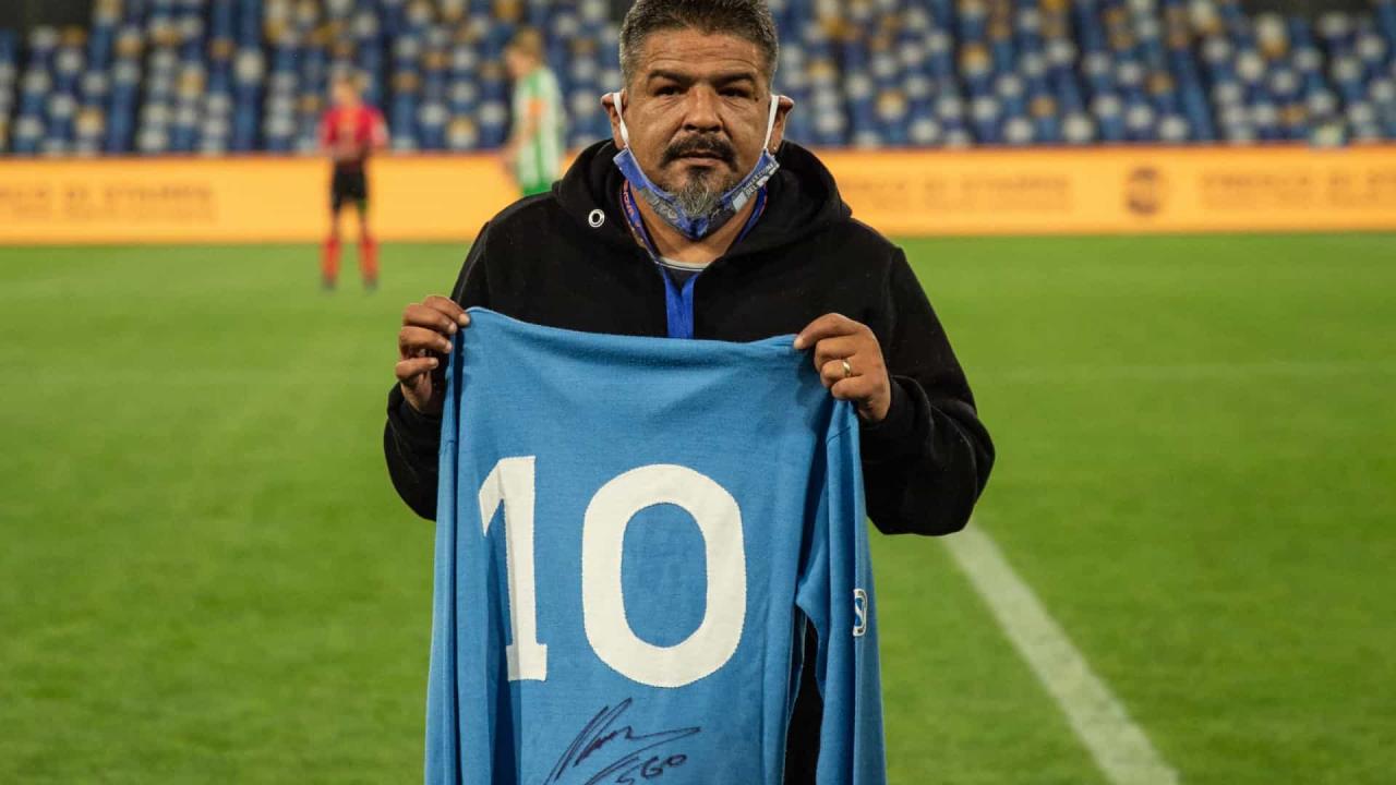  Morre de ataque cardíaco irmão mais novo de Maradona, Hugo!