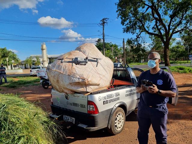 Operação contra descarte irregular de entulho na região do Dahma