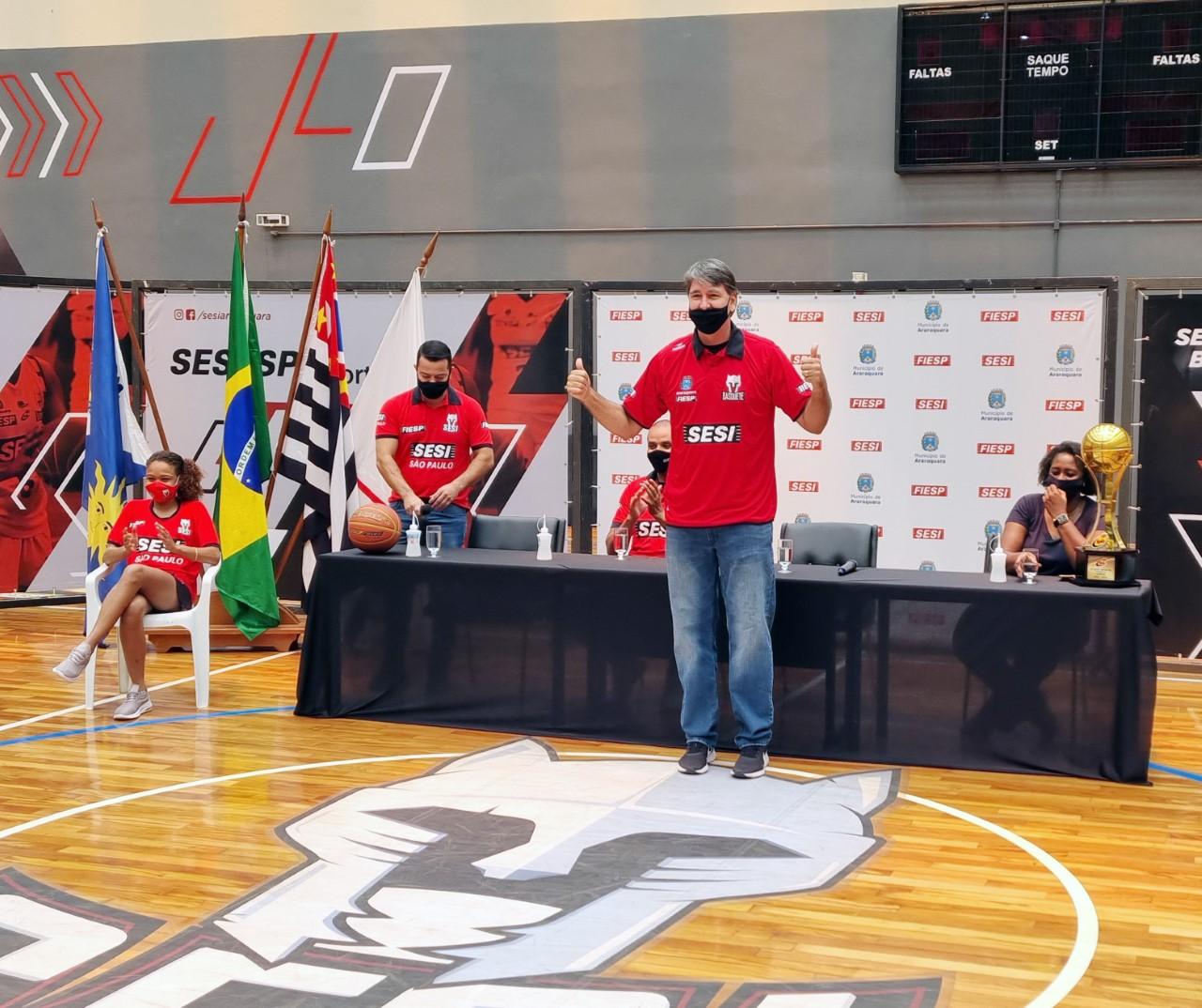 Sesi Araraquara apresenta João Camargo de técnico para a temporada 2022!