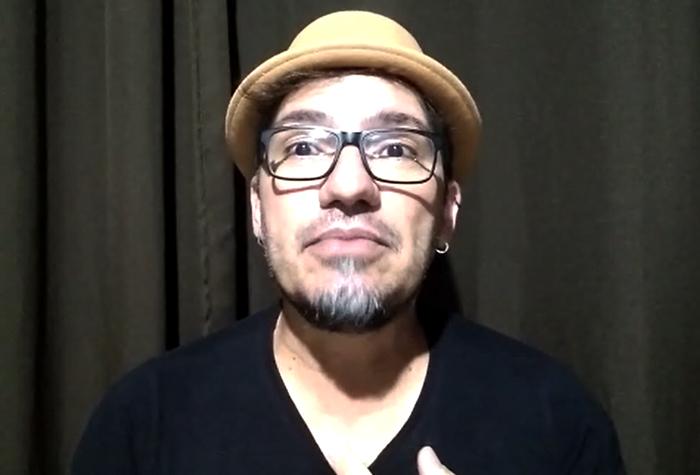 Ator e arte educador pontua os benefícios do ensino teatral para crianças e adolescentes
