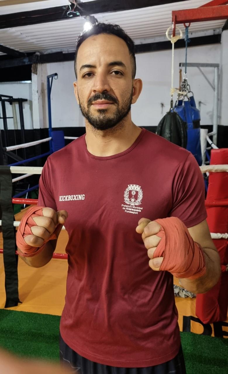 Rodrigo Aparecido da Geração Fight Fundesport/Araraquara lutará em Guarulhos neste Sábado 08/01!