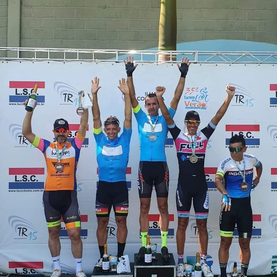 A equipe da Fundesport/Nacional Bikes, campeã da Copa São Paulo de Ciclismo de 2021 treina forte para 2022!