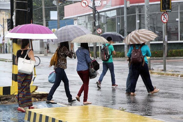 Chuva em quase toda a Região nesta terça (8)