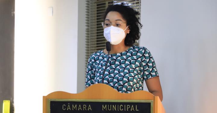 Mato alto causa transtornos no Jardim Tangará 