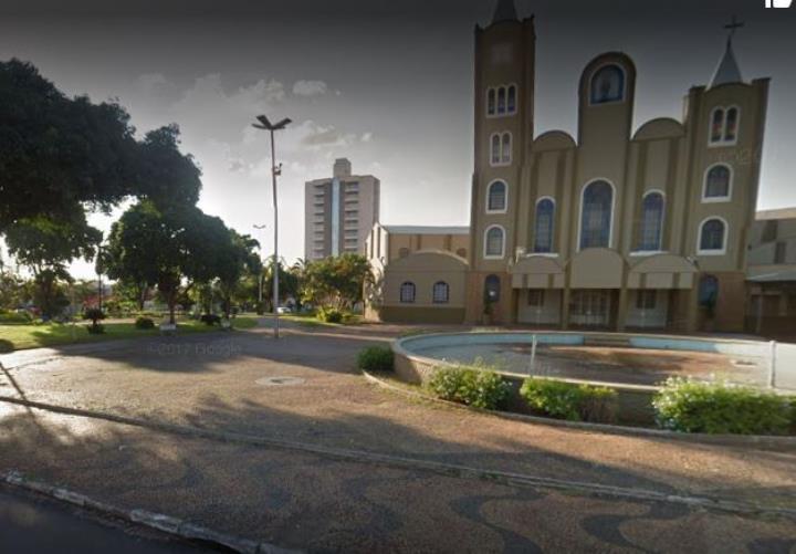 Praça da Igreja São Geraldo requer serviços de zeladoria 