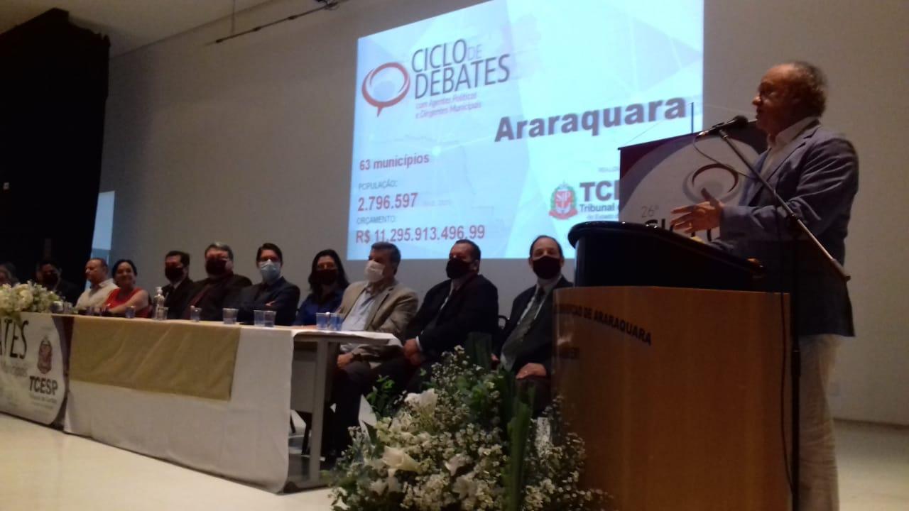 Edna Martins participa do Ciclo de Debates do TCE-SP em Araraquara