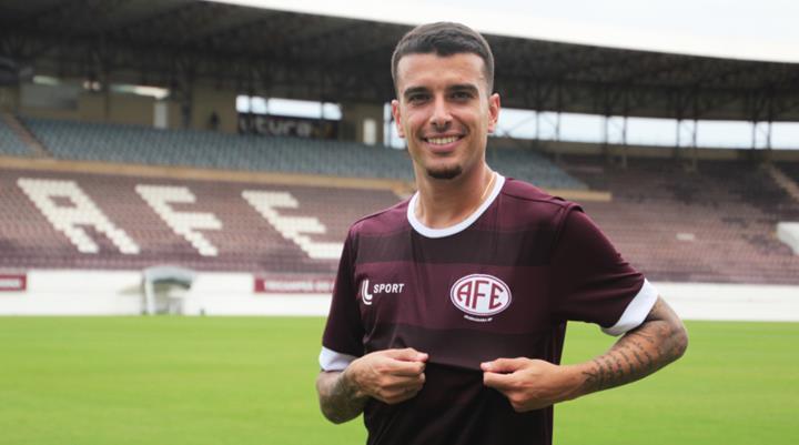 FERROVIÁRIA ACERTA A CONTRATAÇÃO DO MEIA BRUNO XAVIER!