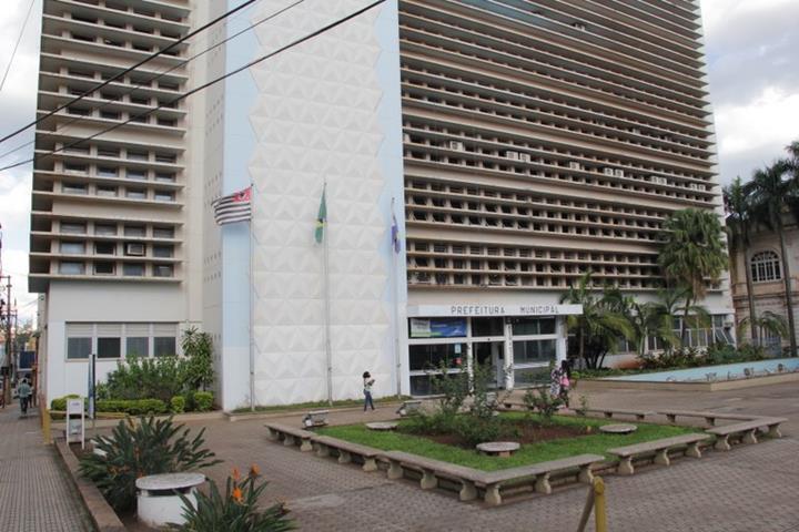 Prefeitura entra com ação judicial diante de paralisação abusiva que prejudicou a população
