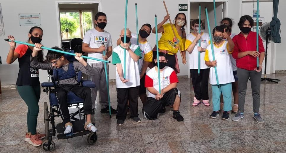 Projeto cultural que atende pessoas com deficiência começa em Araraquara e Vicente de Carvalho