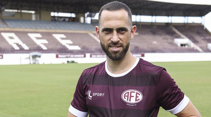 RAFAEL COSTA É O NOVO MEIA DA FERROVIÁRIA