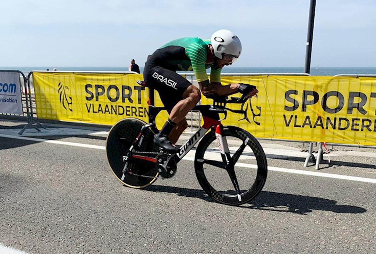 Lauro Chaman vence a prova contrarrelógio na Copa do Mundo da Bélgica 2022!
