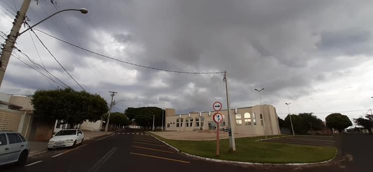 Previsão do tempo para quarta-feira | Frente fria provoca chuva forte e queda de temperatura
