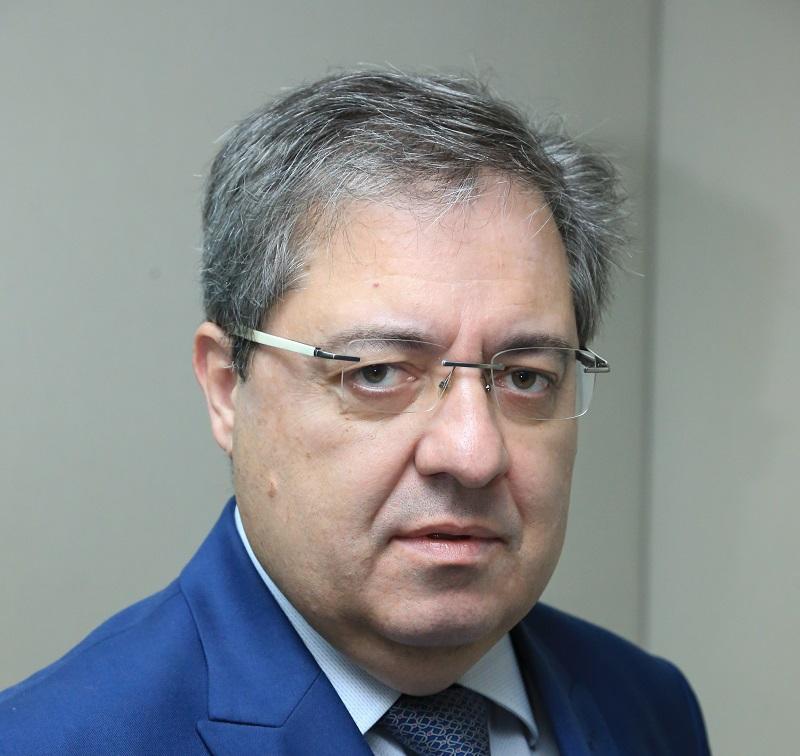 Fernando Passos é autor de um capítulo de livro que aborda memórias de turma da Faculdade de Direito do Largo São Francisco
