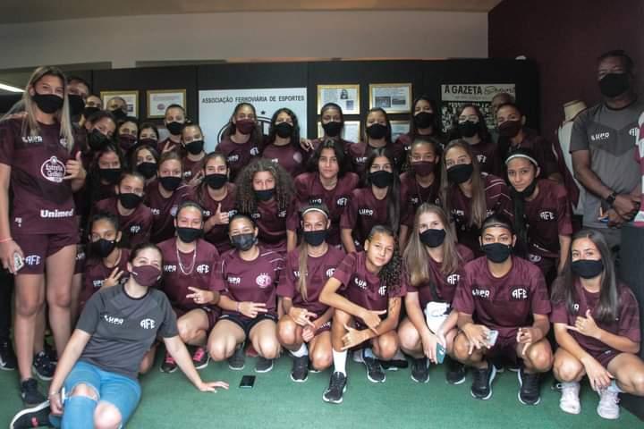 Guerreirinhas Grenas conhecem o Museu Dos Esportes e Futebol de Araraquara!