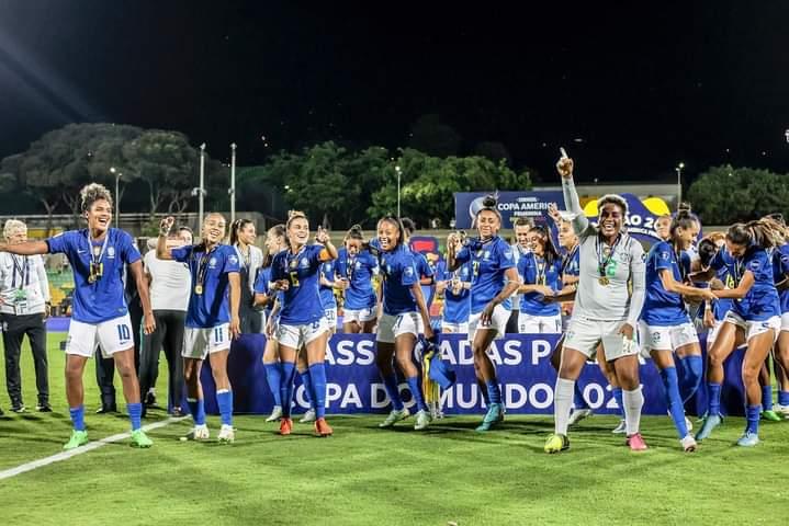 Brasil da goleira Luciana da Ferroviaria é Campeã da Copa América 2022!