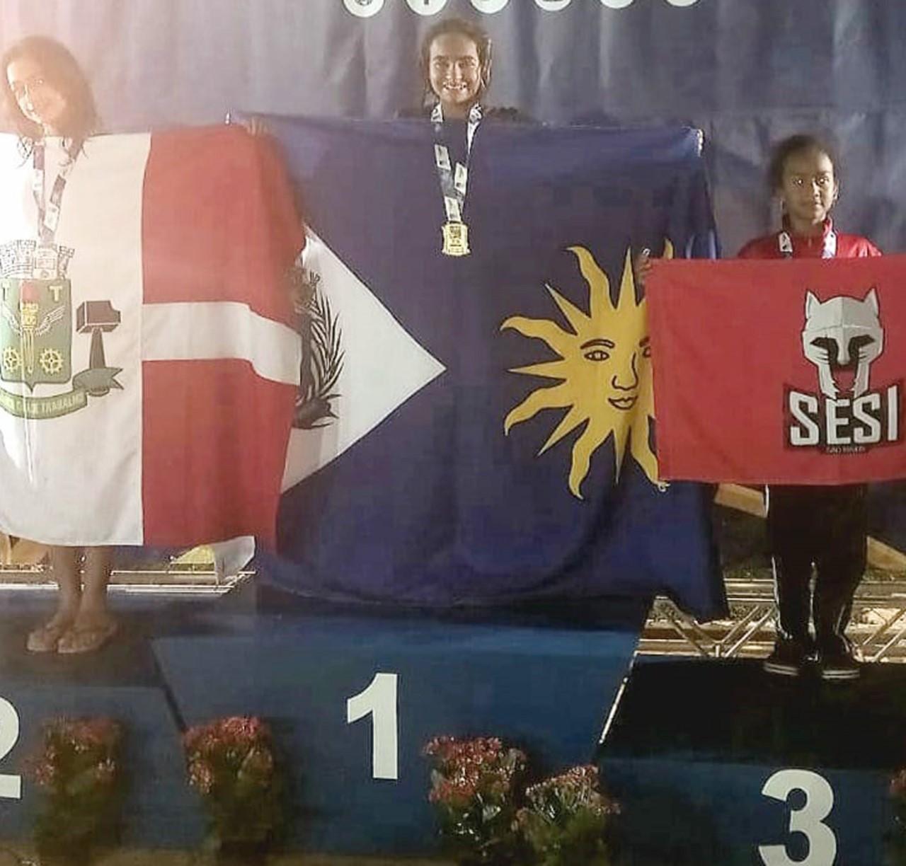 Nadadora Marcela Miranda Martinez da Fundesport/Araraquara brilha em Americana!