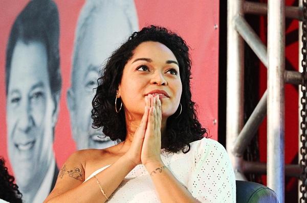 Thainara oficializa pré-candidatura a deputada estadual