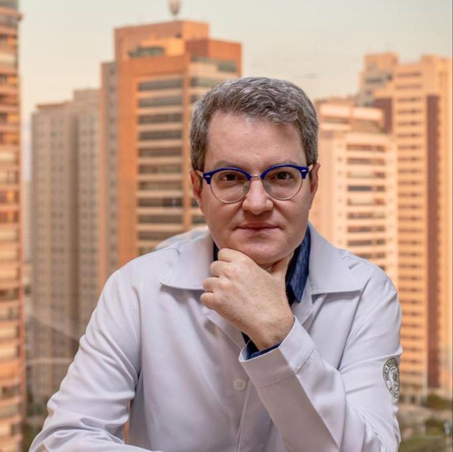 Médico esclarece mitos sobre a isotretinoína