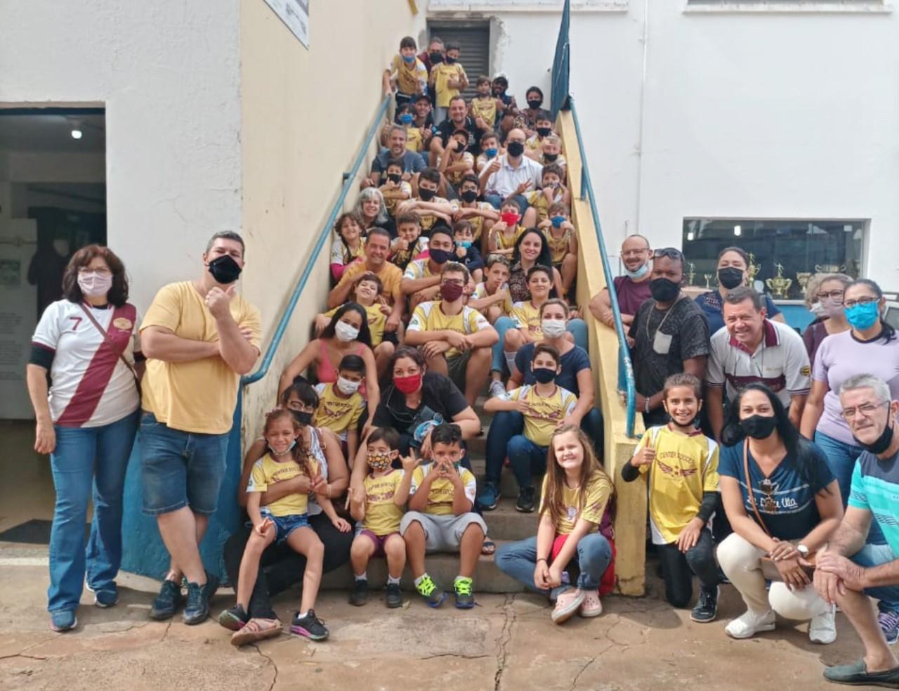 Museu de Reminiscências Esportivas recebe visita de escolinhas de esportes de Araraquara!