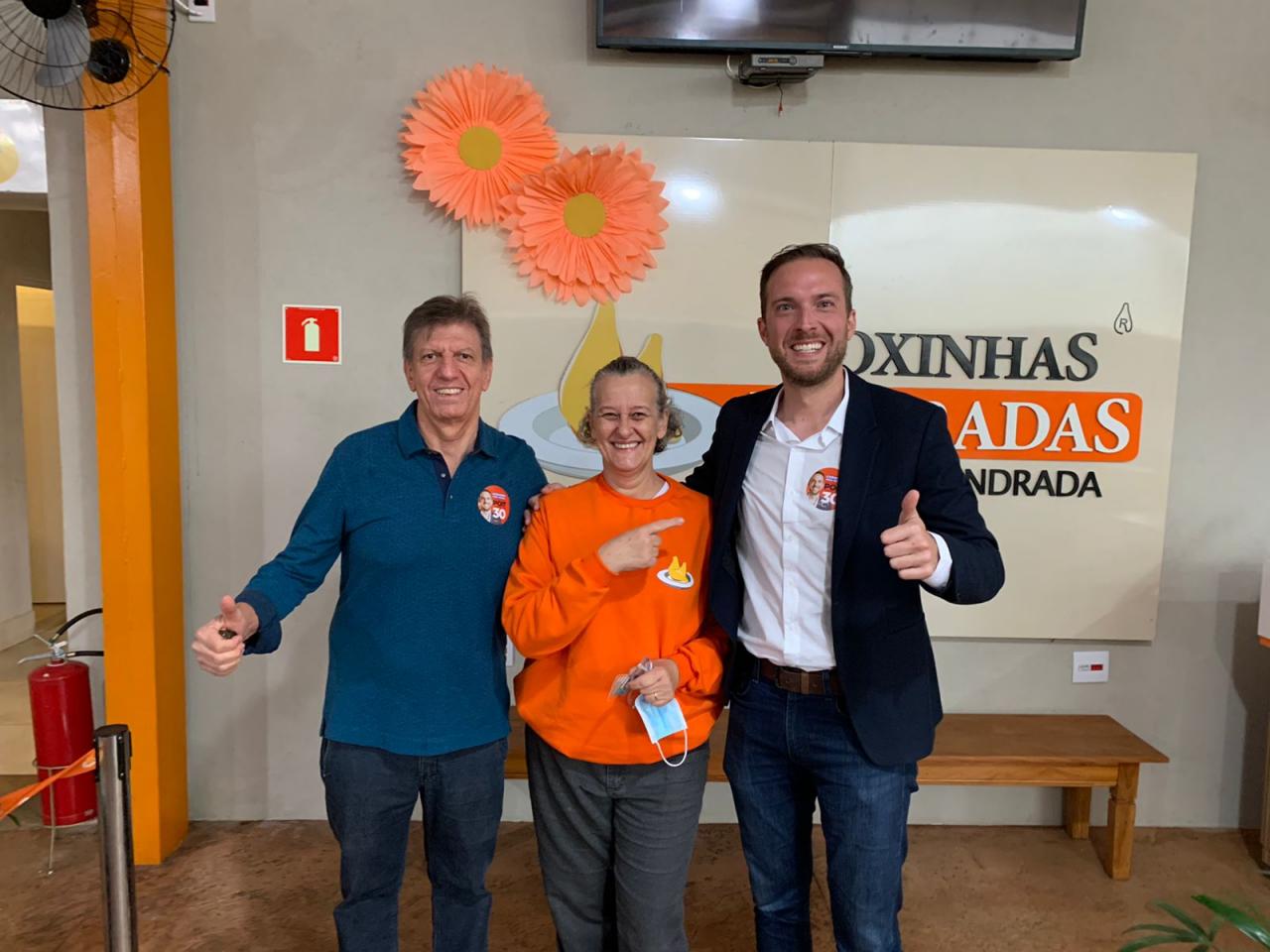 “Meu amigo, Pedro Tedde, está dando exemplo de atitude na política”, comenta Vinícius Poit