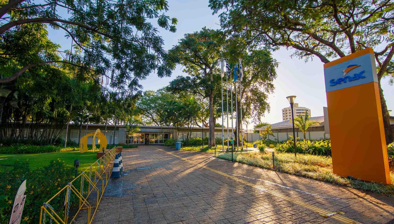 Senac Araraquara comemora 100 anos do rádio no Brasil com programação especial aberta gratuitamente ao público