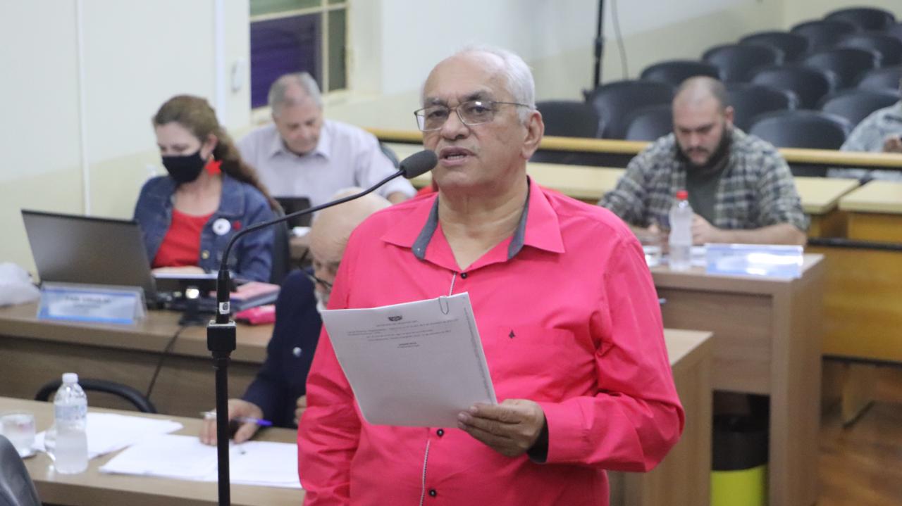 Vereador Paulo Landim participa de reunião para solucionar mau odor na Vila Renata e Região