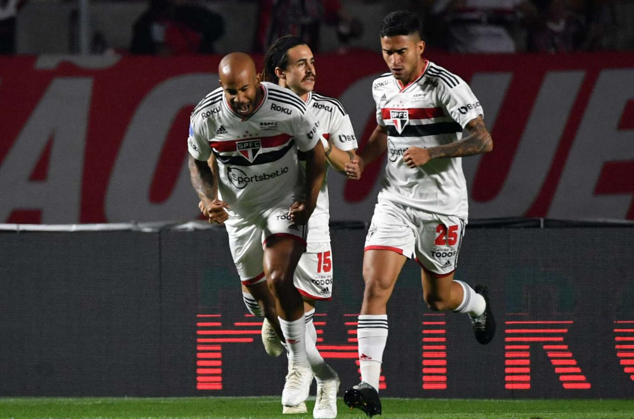 Vídeo / São Paulo 2 (4) x (2) 0 Atlético-GO - Sul-Americana 2022!
