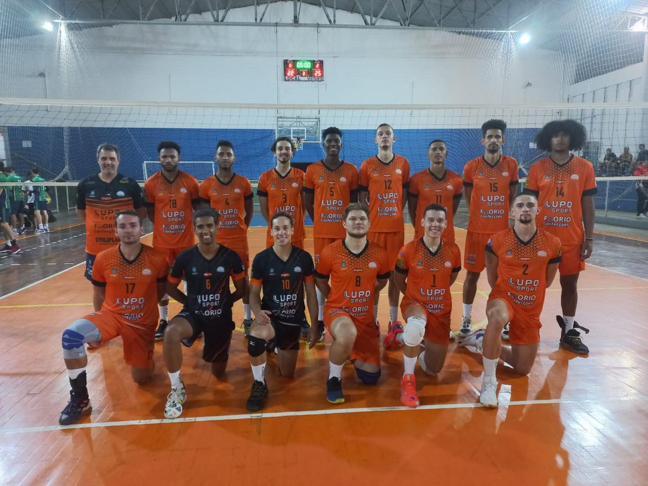 Fundesport/Voleisol ganha em São Carlos e mantém 1º lugar na APV 2022!