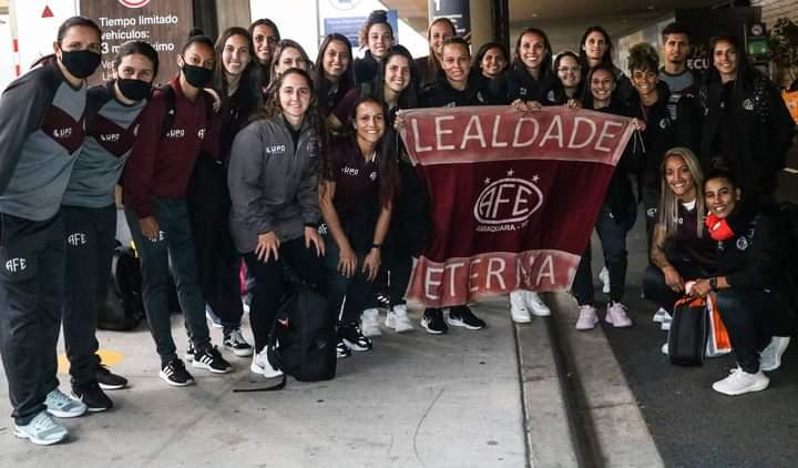 Guerreiras Grenás já estão no Equador para a disputa da Libertadores!