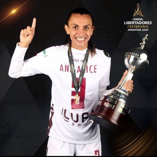 Ana Alice e  Lurdinha se despedem das Guerreiras Grenás!