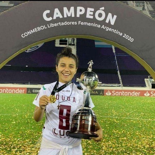 Duda e Maisa se despedem das Guerreiras Grenás!