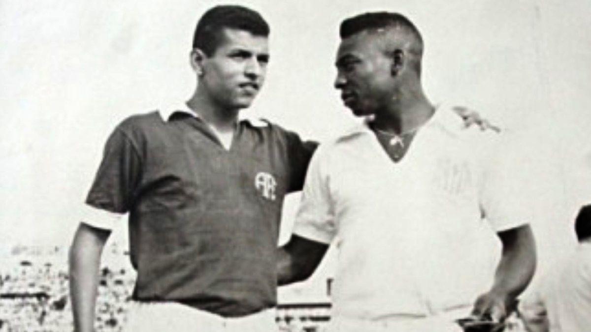 Ferroviária em luto pela morte do Rei Pelé!