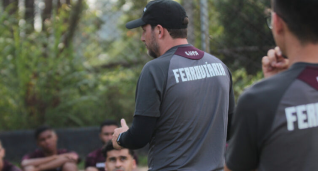 COM ESTREIA DE ELANO BLUMER NO COMANDO, FERROVIÁRIA ENFRENTA O SANTOS NO CANINDÉ PELO PAULISTÃO 2023!