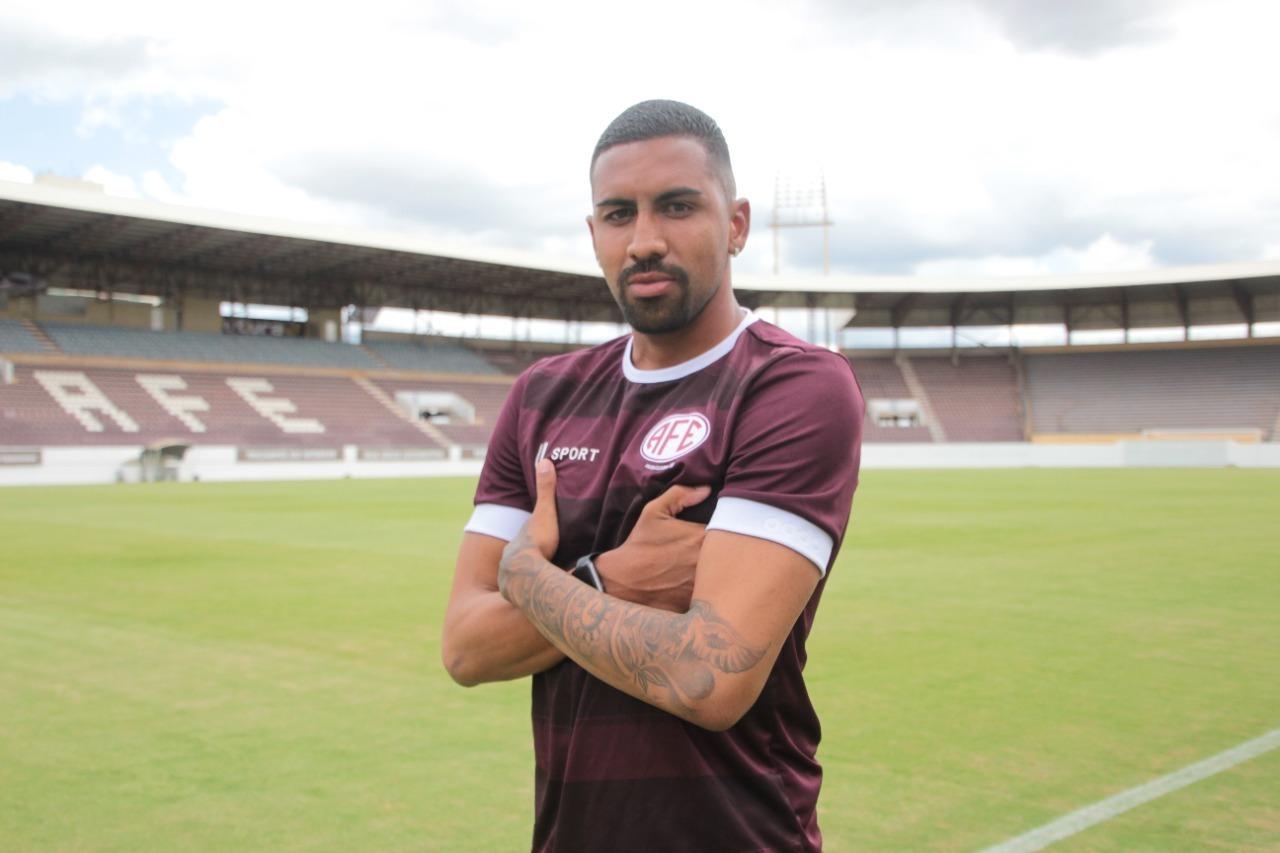 JOÃO VERAS É O NOVO REFORÇO DA FERROVIÁRIA PARA O PAULISTÃO 2023